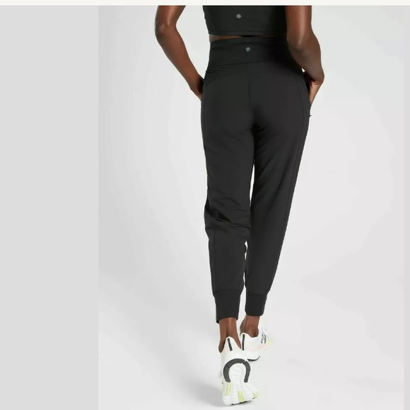 ATHLETA Distance Jogger In Dobby Black NWT - Picture 2 of 5